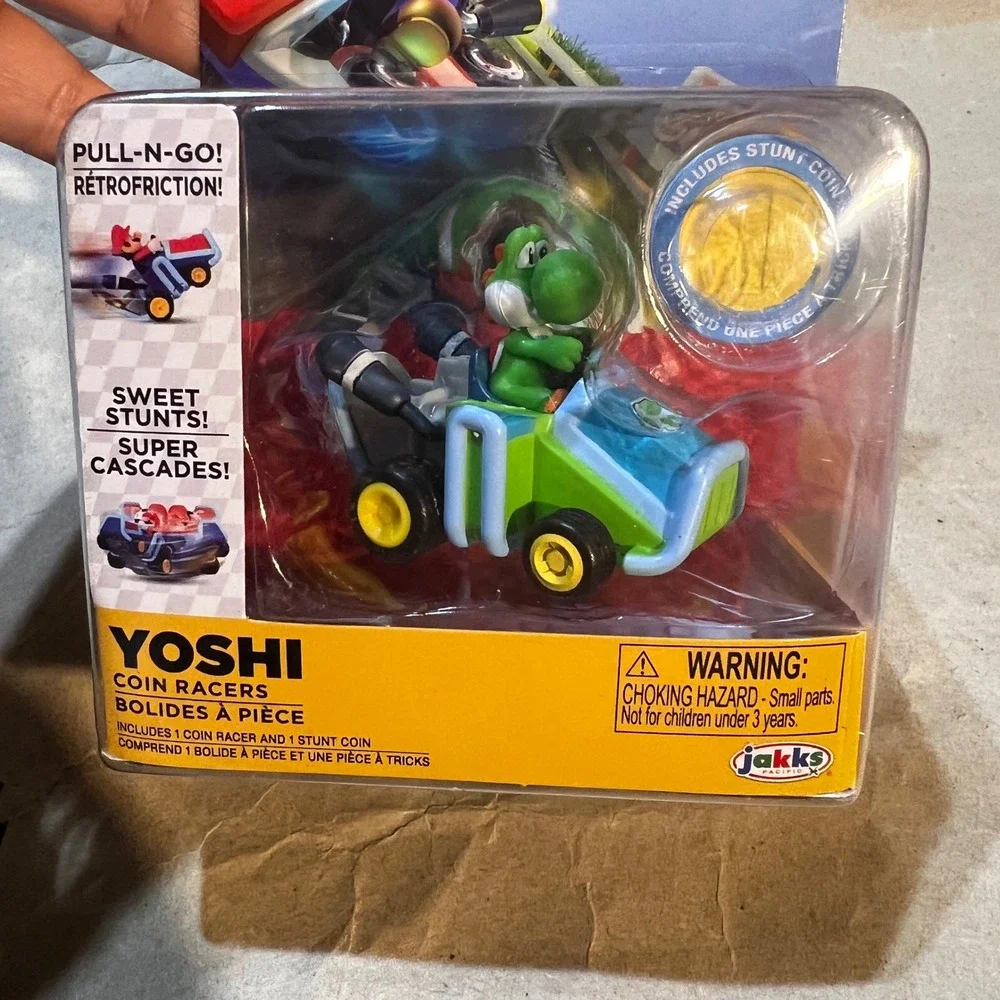 Jakks Pacific Mario Kart Yoshi Coin Racer Green Pull-Back Stunt Toy 69278 NEW